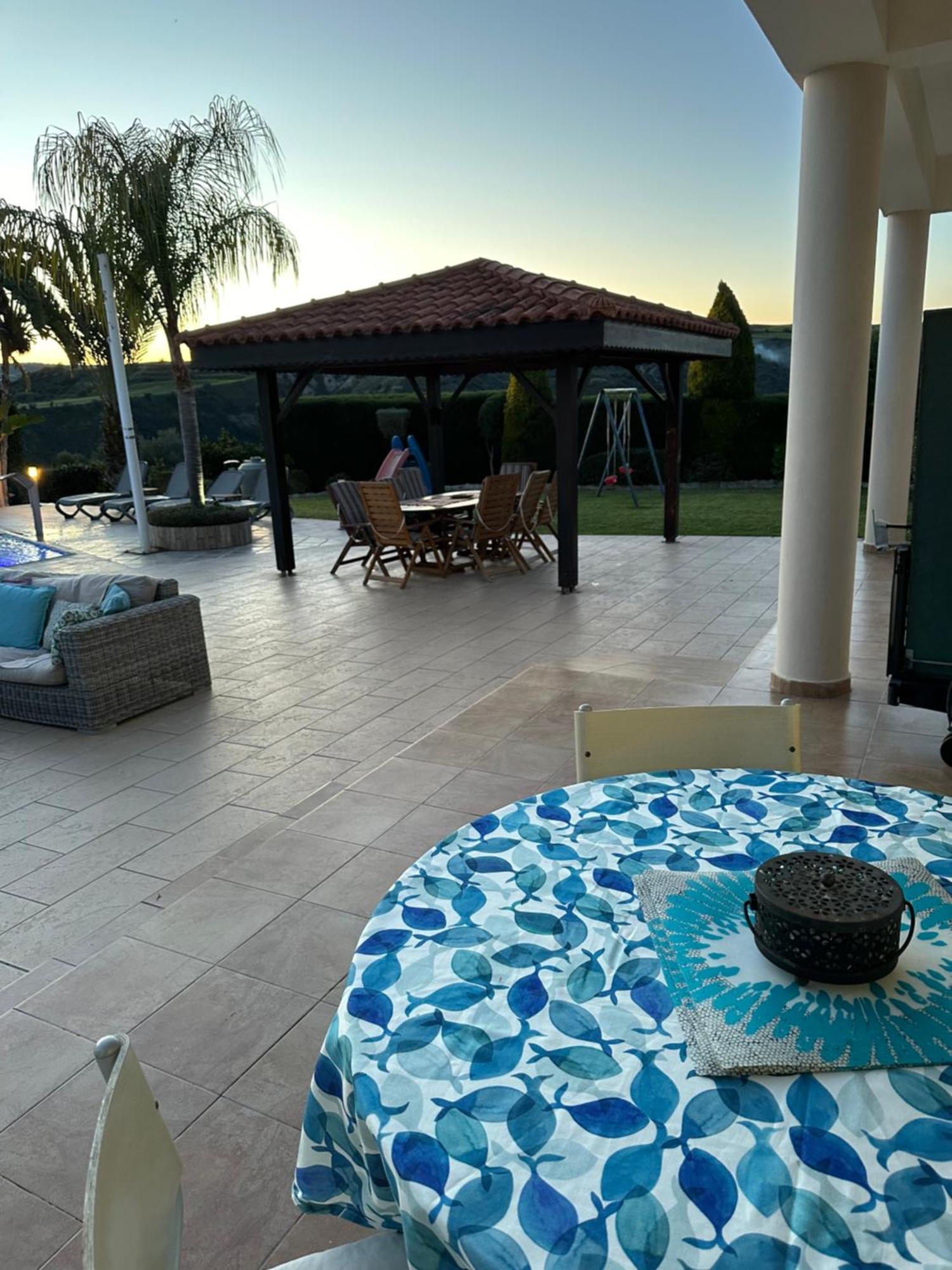 Golden Valley Villa